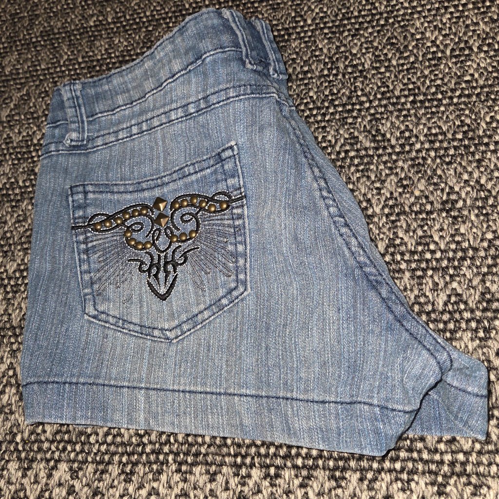 Free Culture Brand Jeans